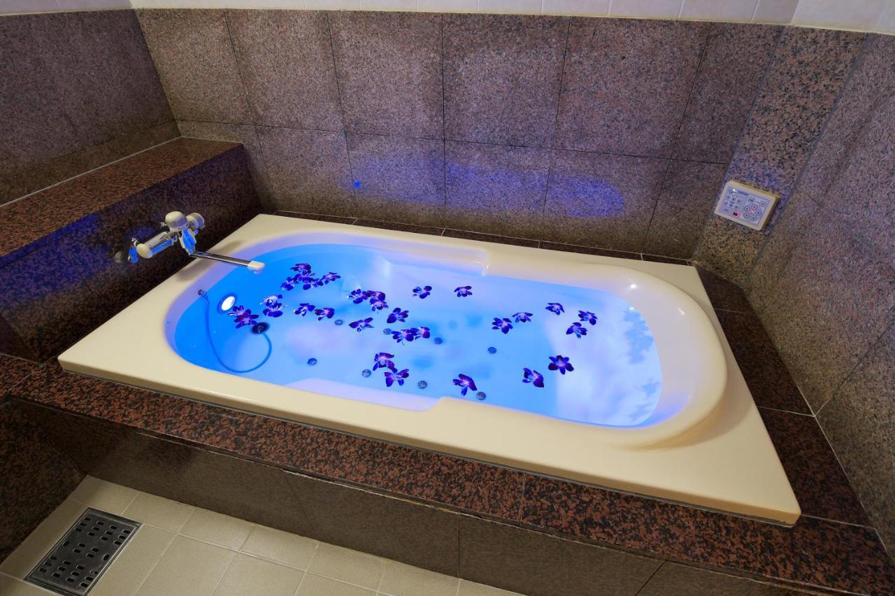 Hotel Park Inn (Adults Only) Higashimatsuyama Екстер'єр фото