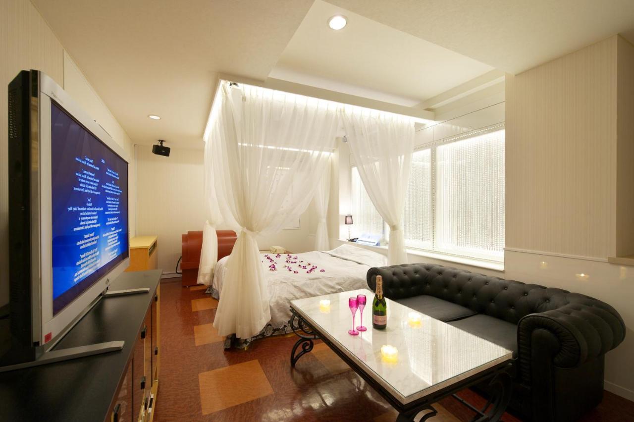 Hotel Park Inn (Adults Only) Higashimatsuyama Екстер'єр фото